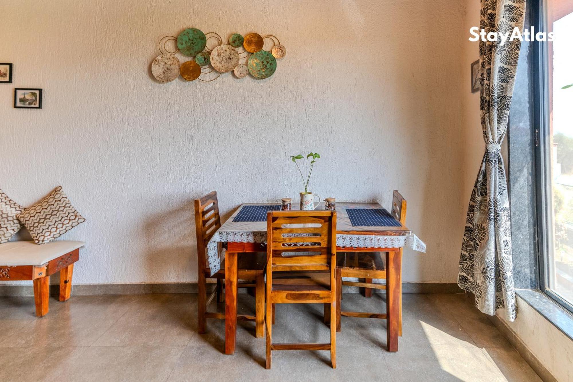 Nysa Villa & Homestay By Stayatlas Igatpuri Esterno foto