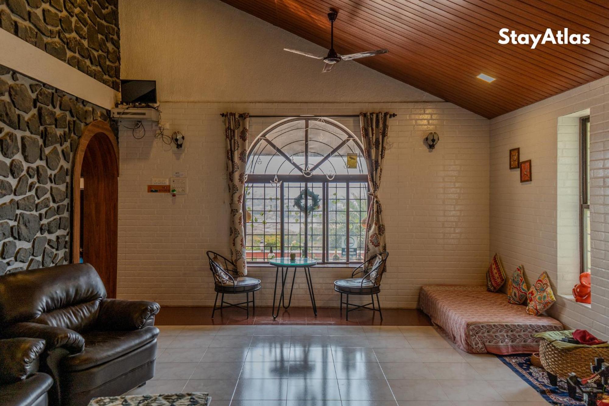 Nysa Villa & Homestay By Stayatlas Igatpuri Esterno foto