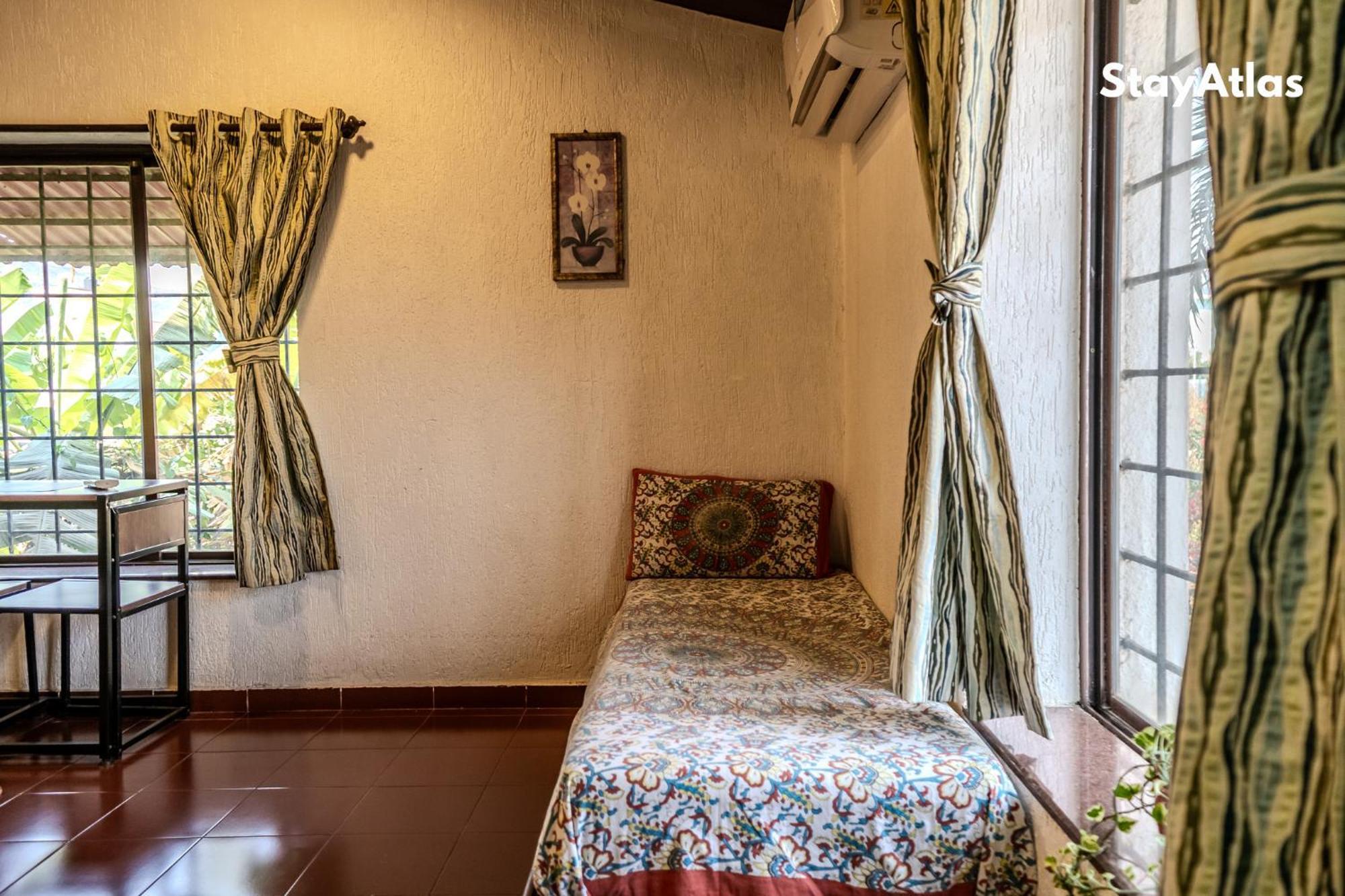 Nysa Villa & Homestay By Stayatlas Igatpuri Esterno foto